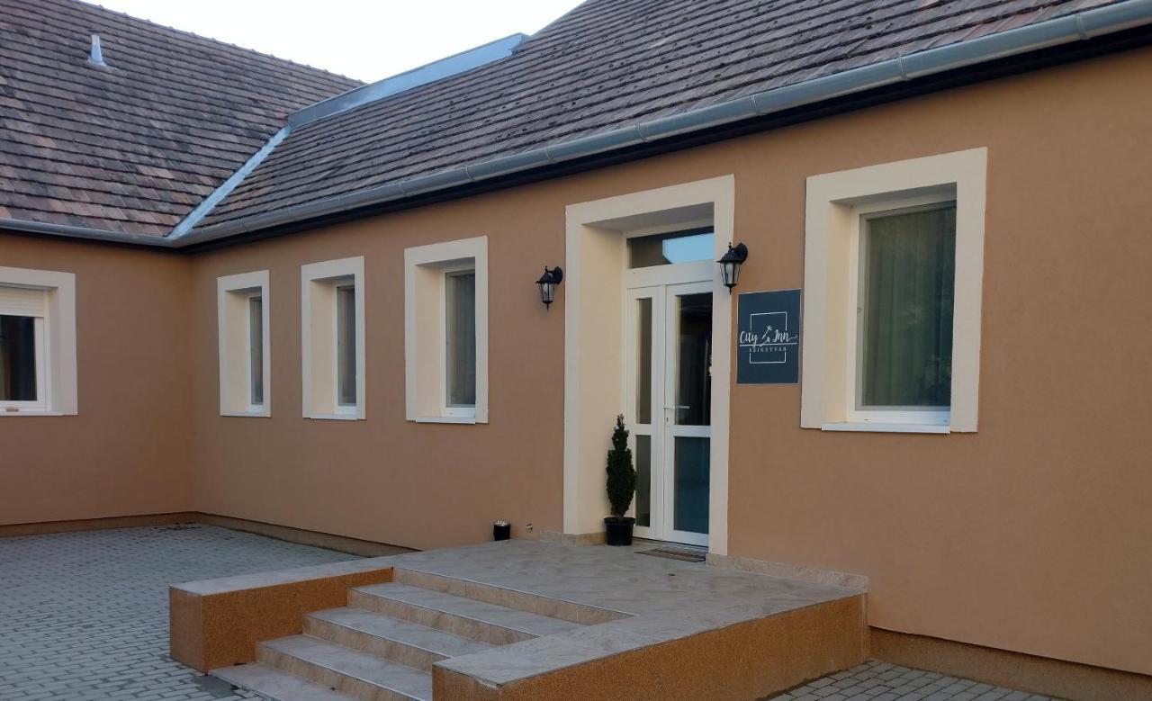 City Inn Szigetvár Εξωτερικό φωτογραφία