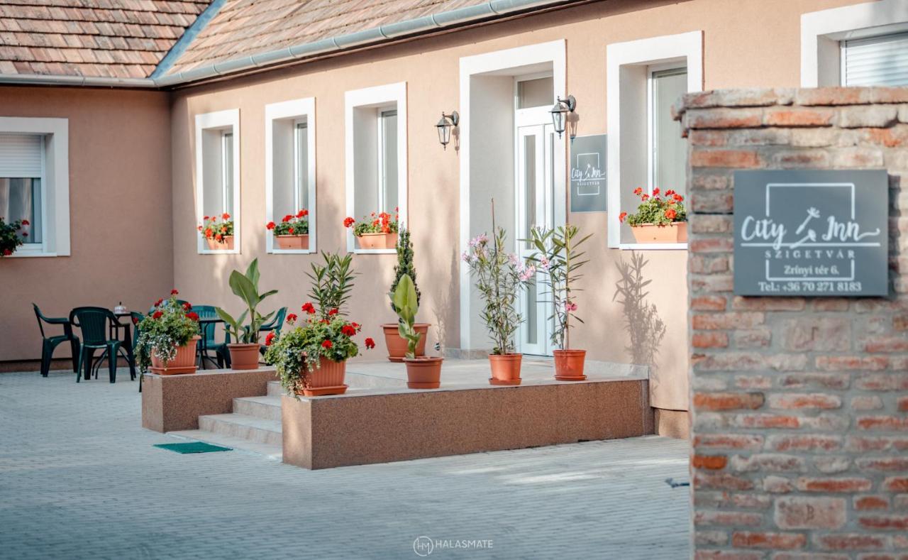 City Inn Szigetvár Εξωτερικό φωτογραφία